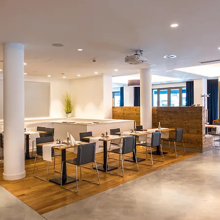 Bayer 89 VI Vadi Hotel-2